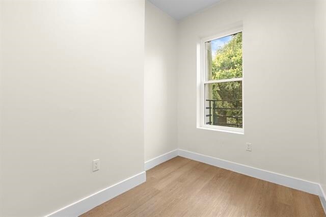 Building Photo - 679 Bergen Ave