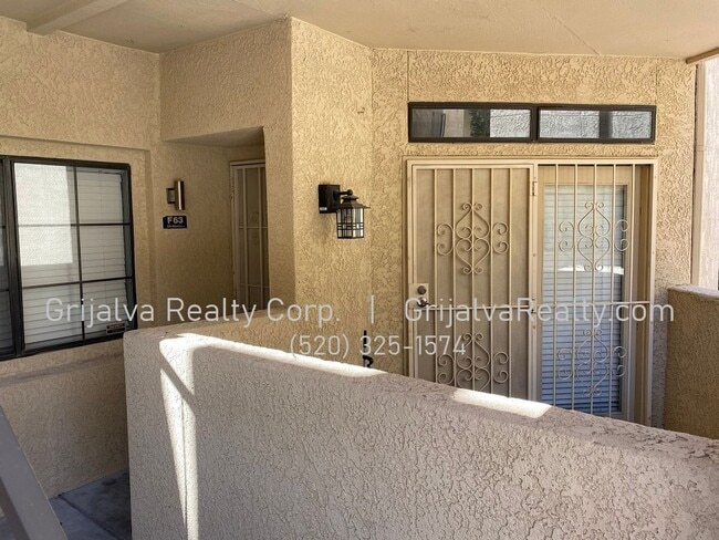 Building Photo - 1200 E River Rd