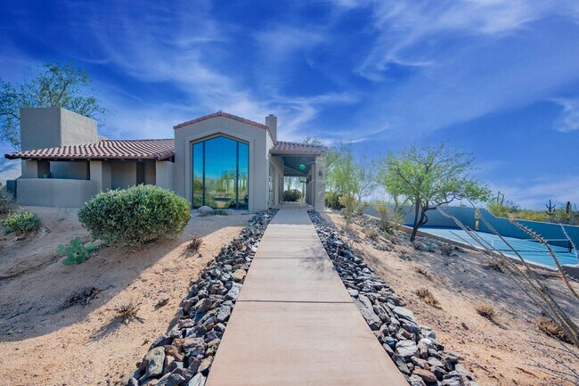 Building Photo - 10326 E Buckskin Trail