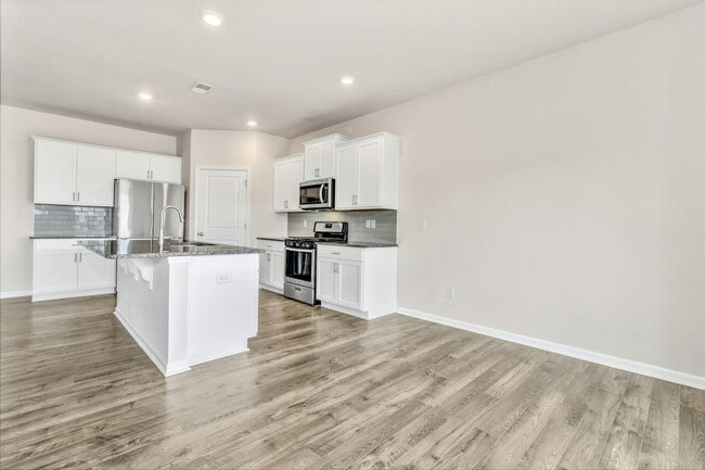 Building Photo - 122 Amblers Knl Rd