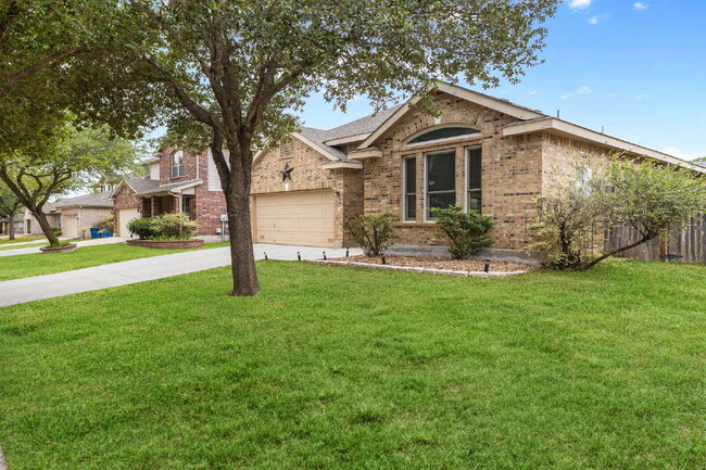 Building Photo - 317 Willow Loop