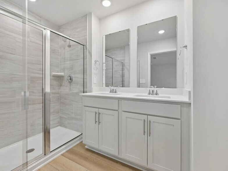 Building Photo - 1029 Winding Spg Dr