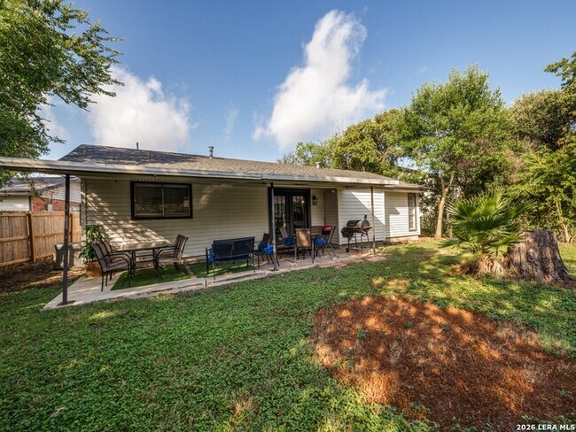 Building Photo - 9526 Mider Dr