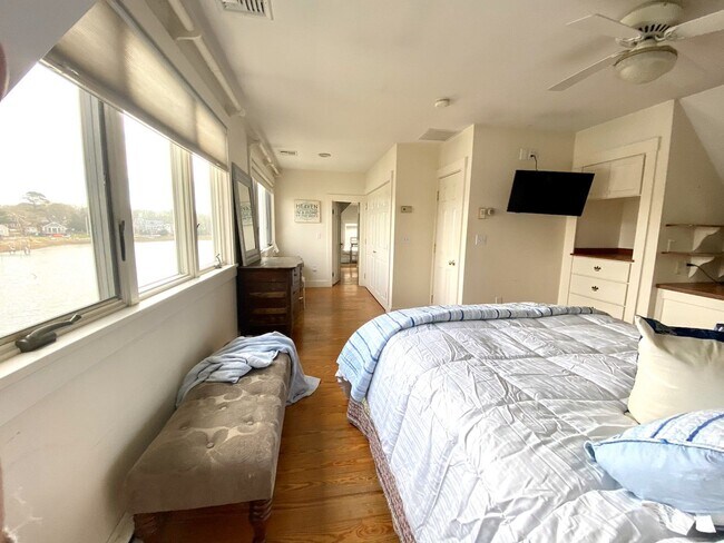 Primary - 4 Wenaumet Bluff Dr