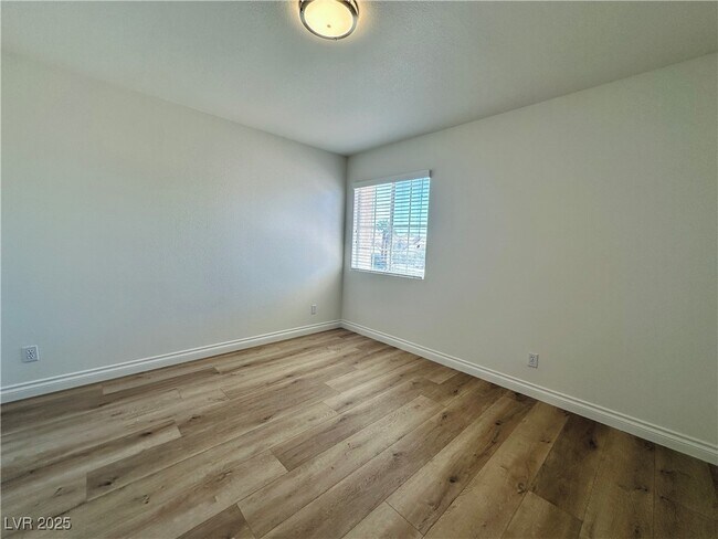 Building Photo - 9628 Spanish Steps Ln
