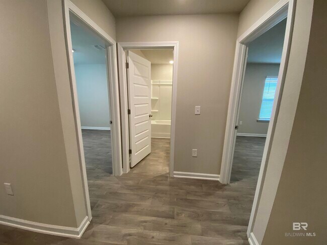 Building Photo - 24641 Alamitos Trace Dr