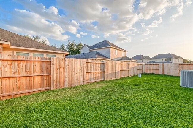 Building Photo - 6131 Moran Crest Dr