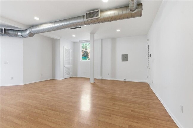 Building Photo - 235 Ogden Ave.