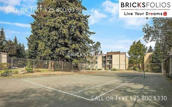 Building Photo - 14620 NE 32nd St