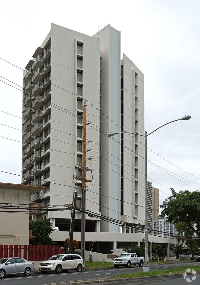 Primary Photo - 845 University Ave