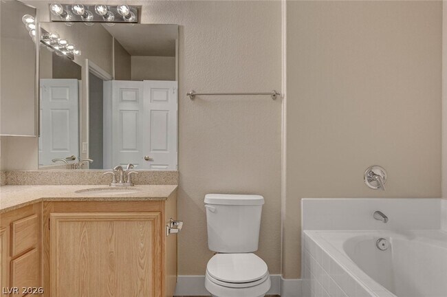 Building Photo - 10550 W Alexander Rd