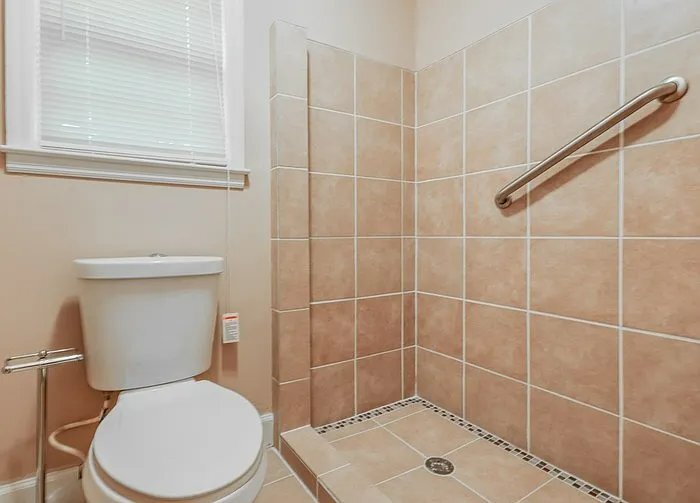 Building Photo - 205 Bob White Ave