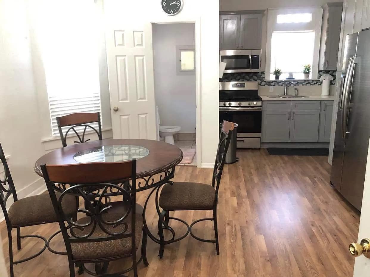 Building Photo - 3412 Avenue Q