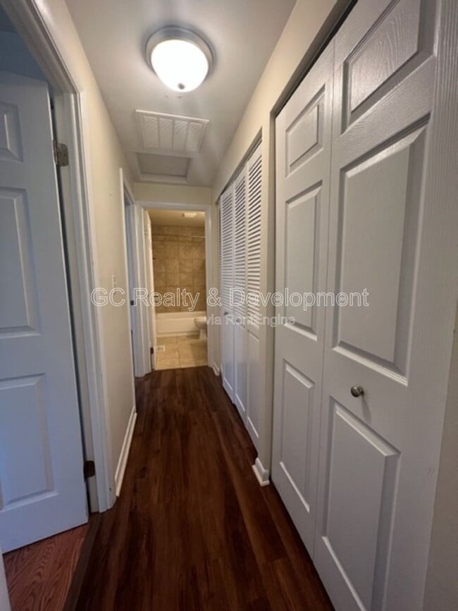 Building Photo - 1426 Ellisville Ln