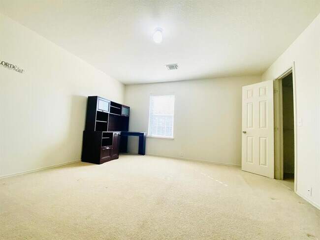 Building Photo - 14954 Sugar Sands Dr
