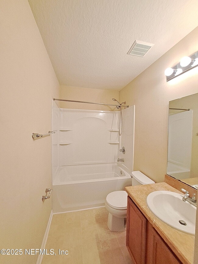 Building Photo - 2354 Sunset Bluff Dr
