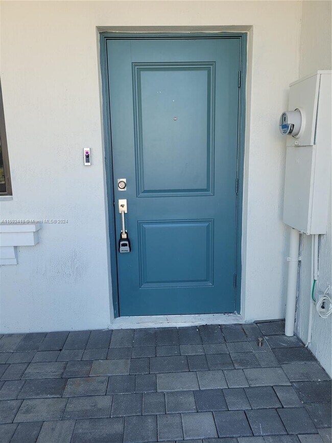 Building Photo - 28672 SW 134th Ct