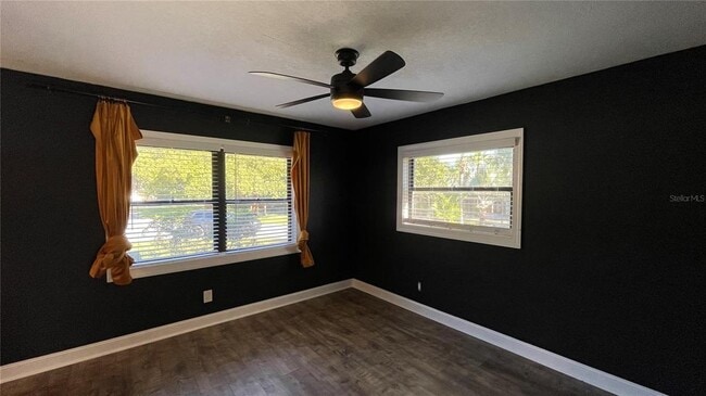 Building Photo - 313 Satsuma Dr