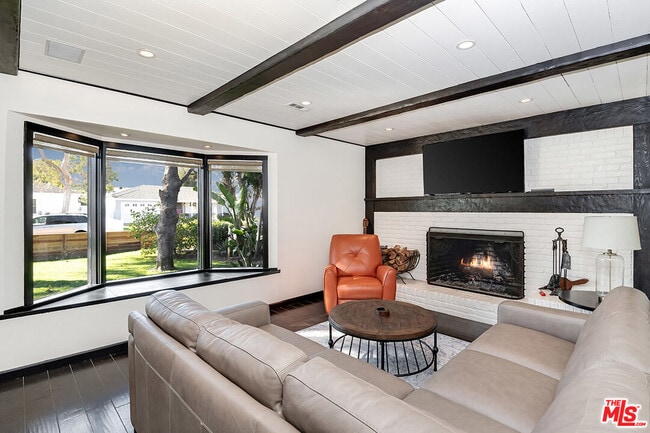 Building Photo - 4930 Strohm Ave