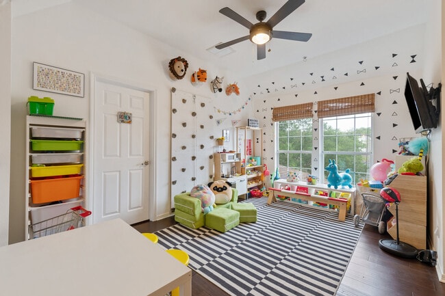 Building Photo - 5401 Ketch Ct