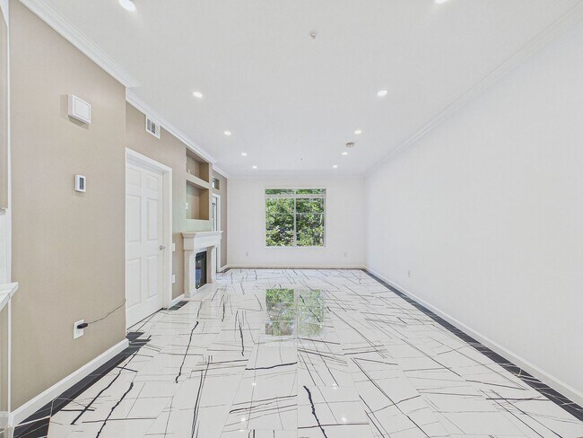 Building Photo - Stylish & Updated 1BD/1BA Condo in Secure Caldecott Community – Parking + In-Unit Laundry