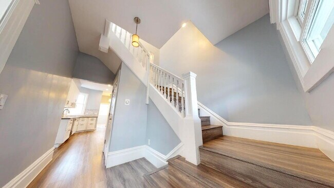 Building Photo - "Lake Street Victorian w/ Classic Charm & Modern Updates 3-Bed 2.5 Baths in one of SF's highly so...
