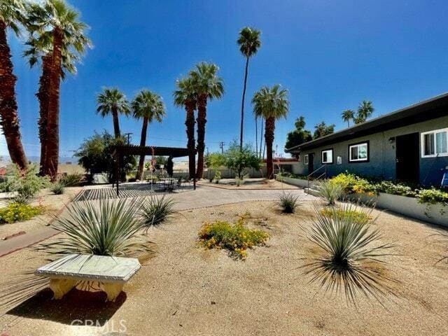 Building Photo - 36947 Melrose Dr