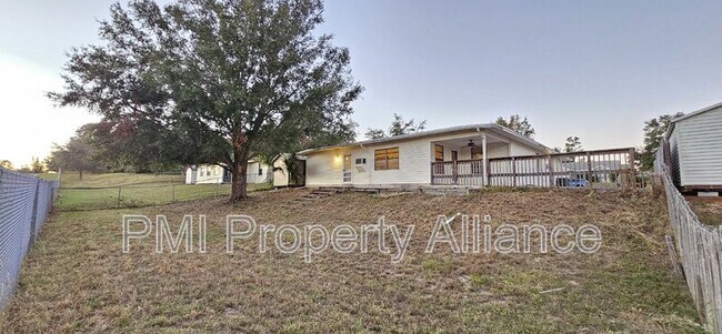 Building Photo - 406 Whitewing Cir