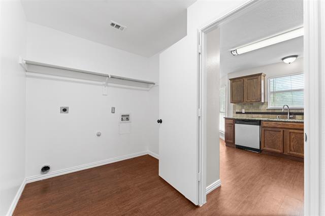 Building Photo - 302 Terrace Dr