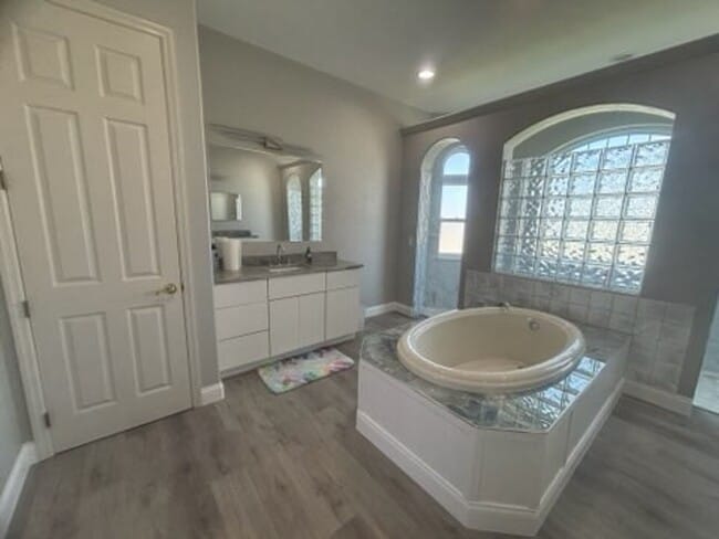 Building Photo - AVAILABLE 2027 SEASON!  TOP OF THE LINE PUNTA GORDA ISLES POOL, SALTWATERFRONT HOME FOR RENT! $74...