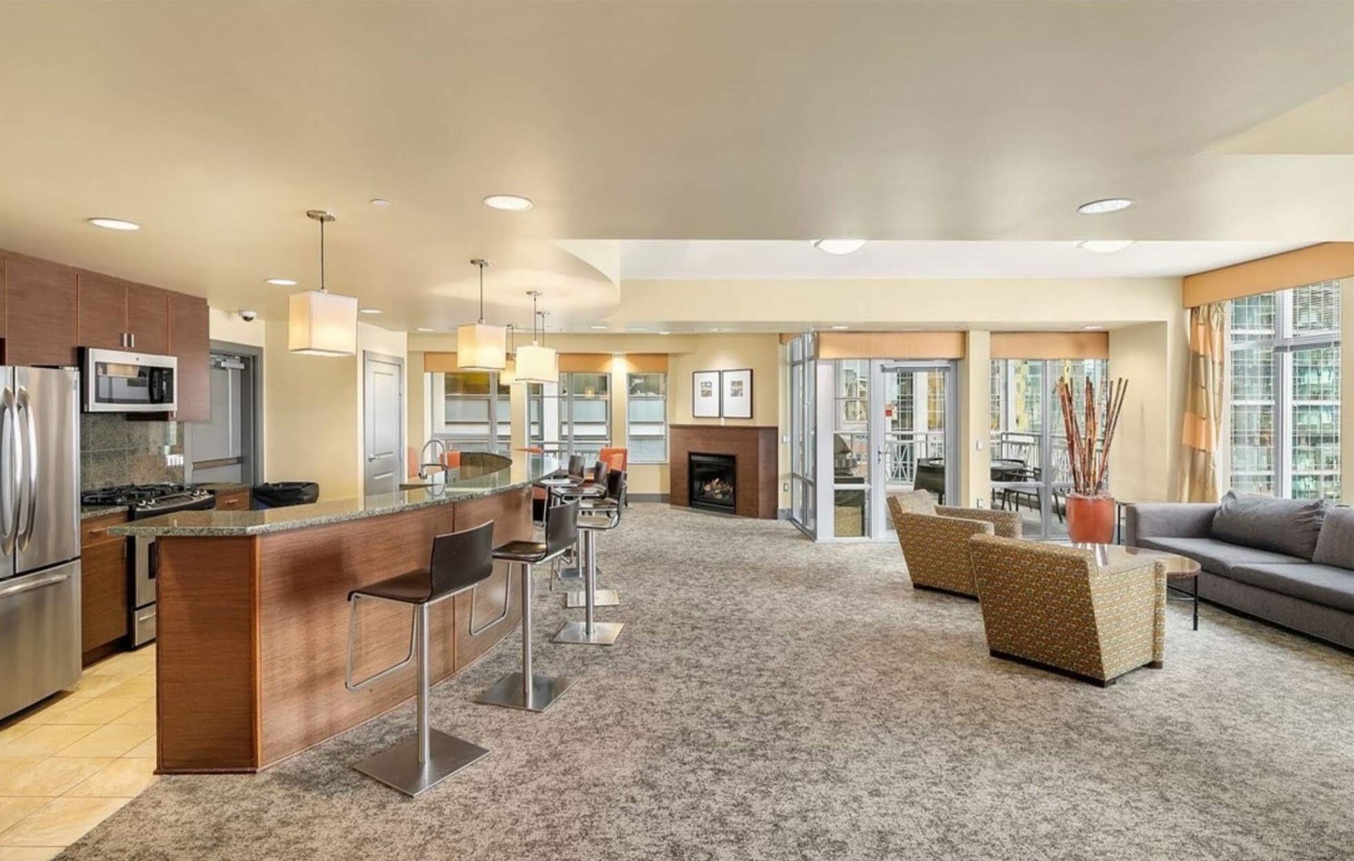 Lounge area (reservable to host get togethers). Business center and conference room also available - 819 Virginia St