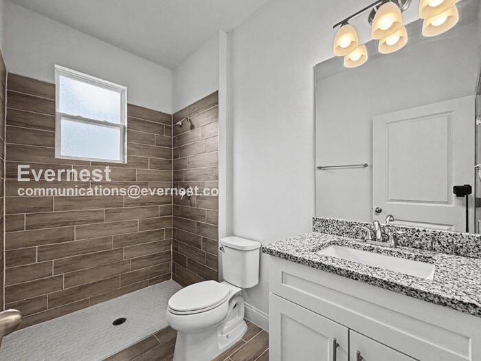 Building Photo - 6750 Midland Dr