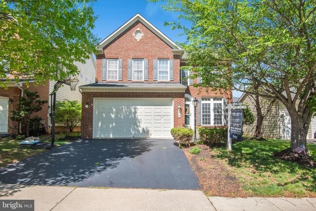 Building Photo - 8416 Churchside Dr