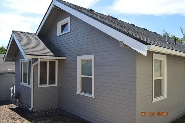Building Photo - 210 McKinley St