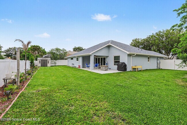 Building Photo - 2553 Christopher Dr