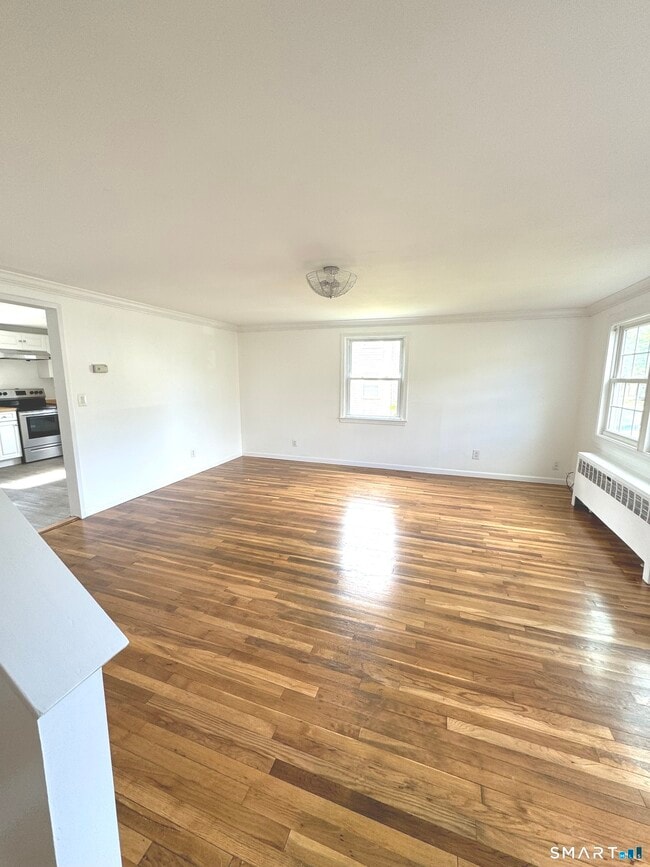 Building Photo - 110 Dirienzo Heights