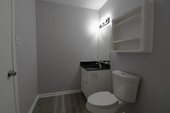 Building Photo - Whitehouse ISD - 3 Bedroom, 2 Bath Duplex, Lawn Care Provided!