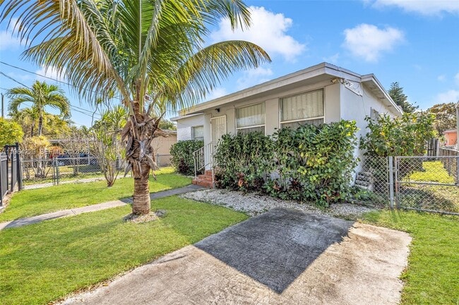 Building Photo - 1176 NW 48th St