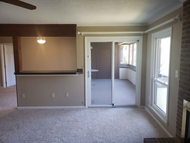 Building Photo - 7345 Winery Ln