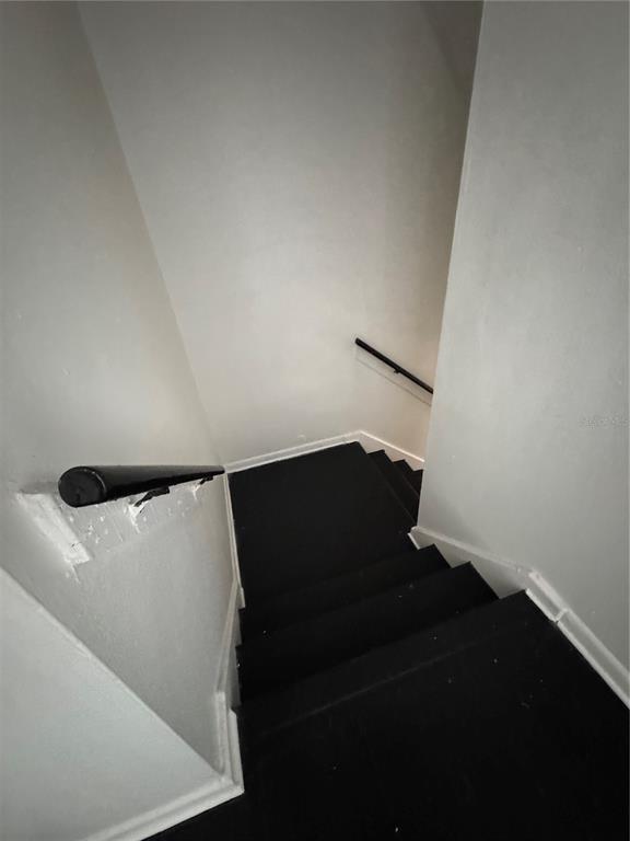 Building Photo - 1131 Phelps St