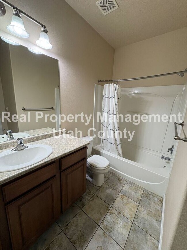 Building Photo - 1643 W 140 N