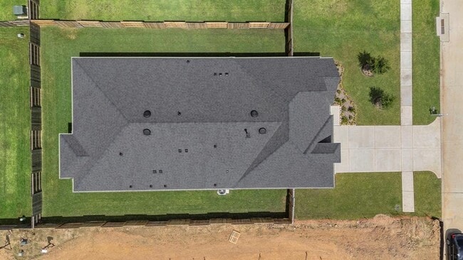Building Photo - 25330 Balvaird Dr
