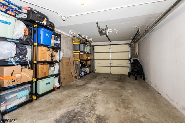 Building Photo - 7 Van Vleck St