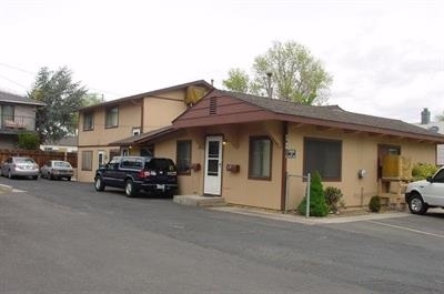Primary Photo - 1625 Kirman Ave