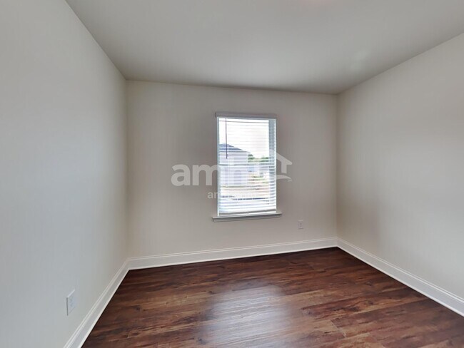 Building Photo - 1234 Soapstone Rd