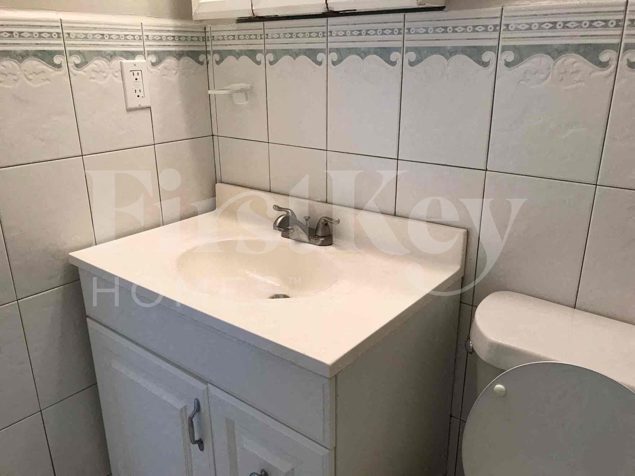 Building Photo - 112 Stafford Pl