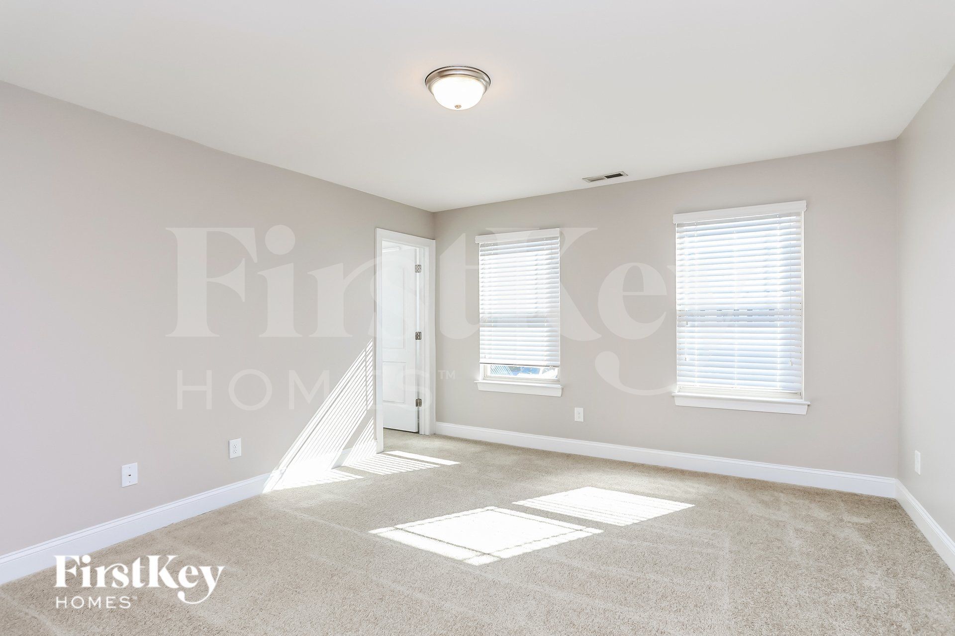 Building Photo - 2205 Wise Owl Dr