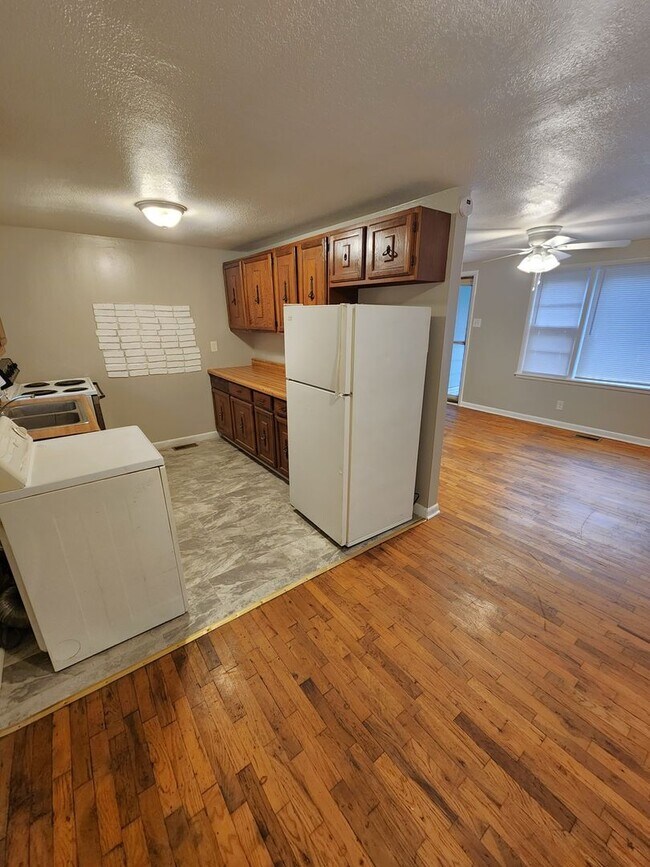 Building Photo - Nice, big, and updated 2BR rancher with full basement, parking off street and carport!