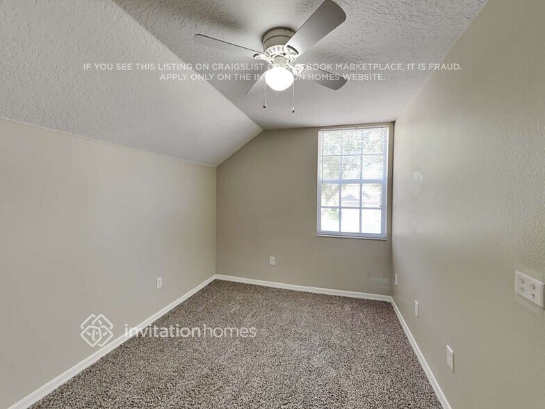 Building Photo - 5803 Meadowpark Pl