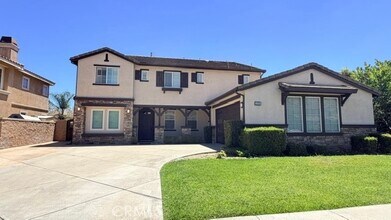 Building Photo - 12339 Royal Oaks Dr